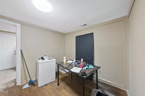 907 Blount St, Smithfield, NC 27577 photo 7
