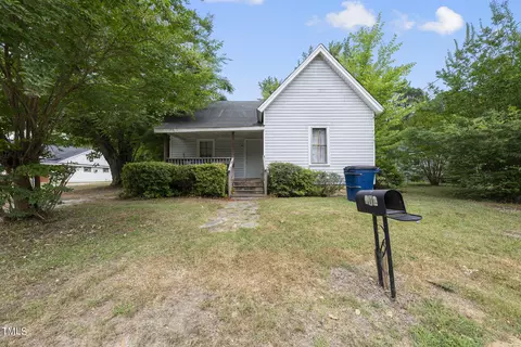 915 Blount St, Smithfield, NC 27577