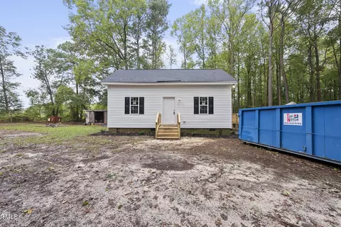 330 Britt Rd, Four Oaks, NC 27524