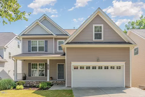 609 Wellspring Dr, Holly Springs, NC 27540