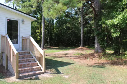 515 W 7th St, Kenly, NC 27542 photo 13