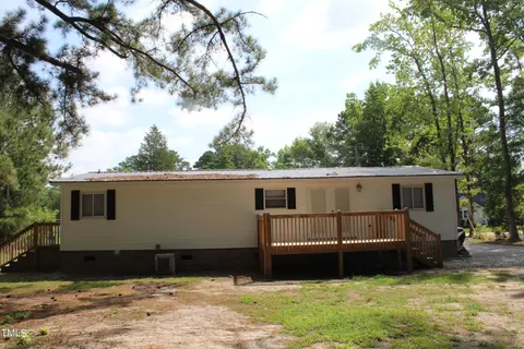 515 W 7th St, Kenly, NC 27542 photo 9