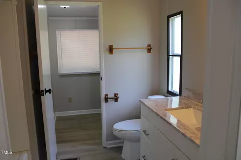 515 W 7th St, Kenly, NC 27542 photo 44