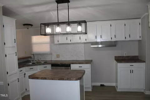 515 W 7th St, Kenly, NC 27542 photo 33