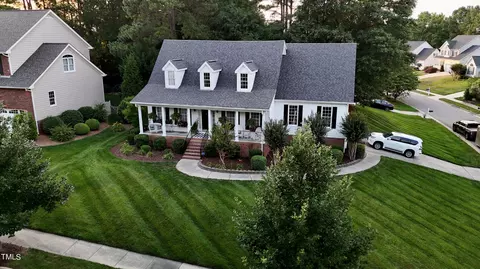 2957 Dargan Hills Dr, Wake Forest, NC 27587