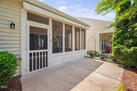 Exterior - 550 Tomkins Loop, Cary, NC 27519 photo 8 of 13