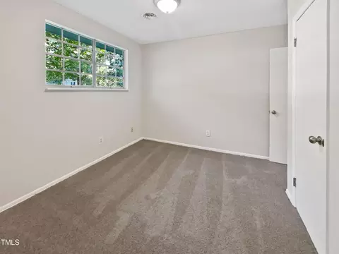 2009 Crawford Rd, Raleigh, NC 27610 photo 9