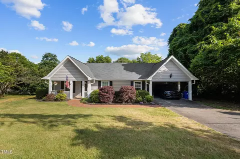 1113 S Third St, Mebane, NC 27302