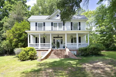 322 Mosby Ave, Littleton, NC 27850