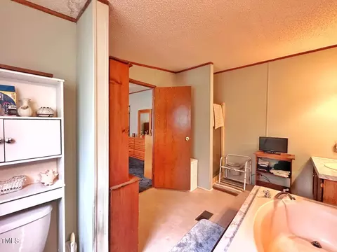Bath - 2709 Cliffside Dr, Durham, NC 27704 photo 1 of 5