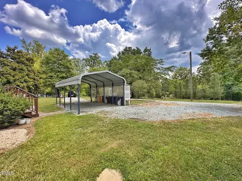 Exterior - 2709 Cliffside Dr, Durham, NC 27704 photo 14 of 19