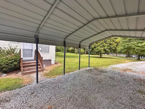 Exterior - 2709 Cliffside Dr, Durham, NC 27704 photo 18 of 19