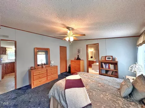 Bedroom - 2709 Cliffside Dr, Durham, NC 27704 photo 4 of 8