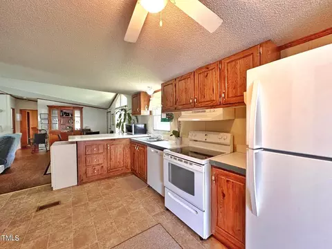 Kitchen - 2709 Cliffside Dr, Durham, NC 27704 photo 2 of 4