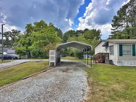 Exterior - 2709 Cliffside Dr, Durham, NC 27704 photo 7 of 19
