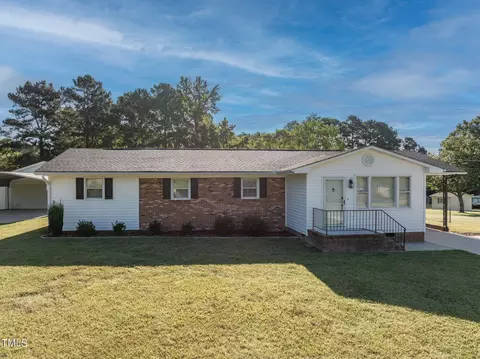 814 N Crescent Dr, Creedmoor, NC 27522
