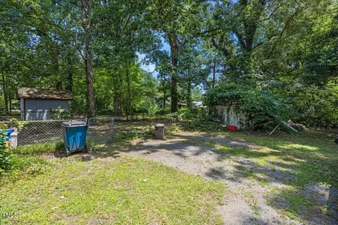 408 E Maynard Ave, Durham, NC 27704 photo 3