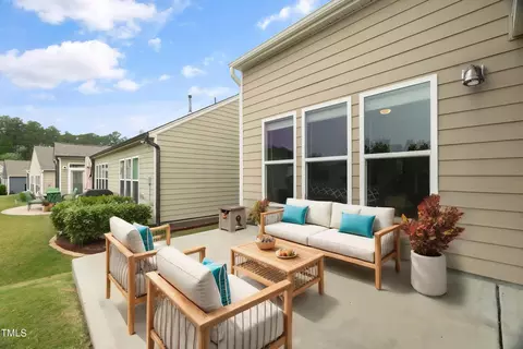 Exterior - 110 Gadwall Ln, Durham, NC 27703 photo 6 of 10