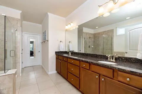 Bath - 110 Gadwall Ln, Durham, NC 27703 photo 2 of 3