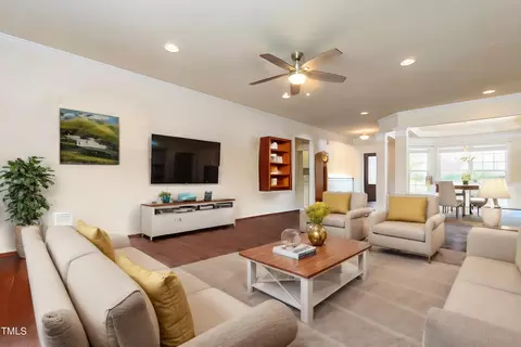 Living - 110 Gadwall Ln, Durham, NC 27703 photo 1 of 2