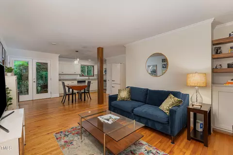 110 Todd St UNIT B, Carrboro, NC 27510