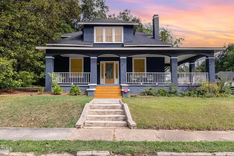 935 S Chestnut St, Henderson, NC 27536