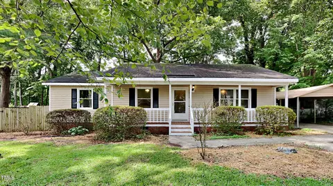 470 Circle Dr, Angier, NC 27501