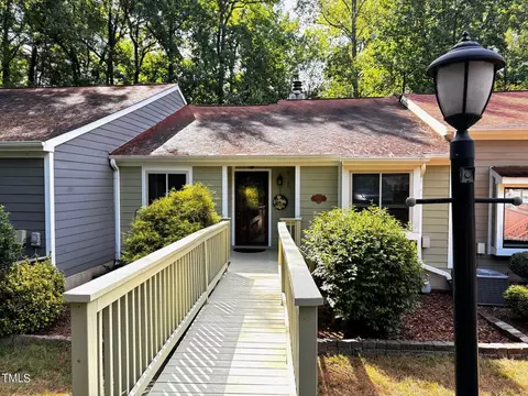 5938 Whitebud Dr, Raleigh, NC 27609