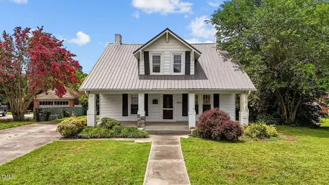 402 Hillcrest Ave, Burlington, NC 27215