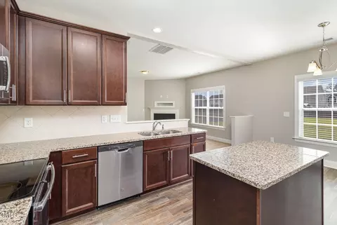 Kitchen - 54 Gemith Ct, Clayton, NC 27520 photo 4 of 4