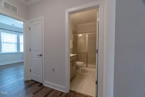 Entry Way - 1028 Chamblee Ct, Durham, NC 27703 photo 3 of 7