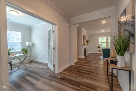 Entry Way - 1028 Chamblee Ct, Durham, NC 27703 photo 4 of 7