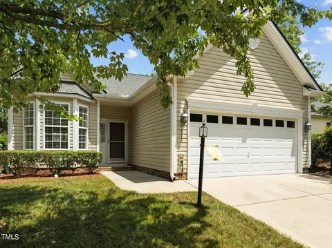 313 Indian Elm Ln, Cary, NC 27519