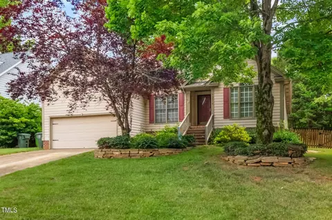 12216 Freemont Ln, Raleigh, NC 27613