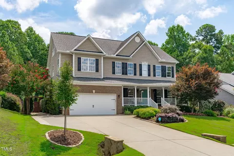 8644 Forester Ln, Apex, NC 27539 photo 2