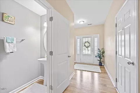 Entry Way - 30 Reunion Ct, Garner, NC 27529 photo 2 of 4