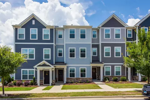 6013 Kayton St, Raleigh, NC 27616