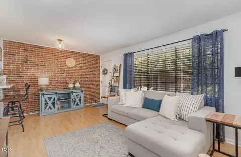 807 W Trinity Ave #109, Durham, NC 27701
