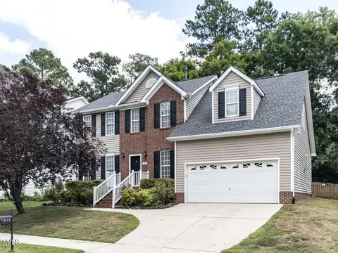 2111 Frissell Ave, Apex, NC 27502