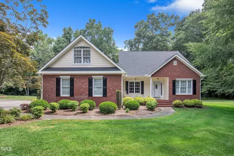 5404 Rockholly Ct, Garner, NC 27529