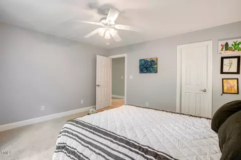 Bedroom - 5809 Garrett Rd, Durham, NC 27707 photo 6 of 9