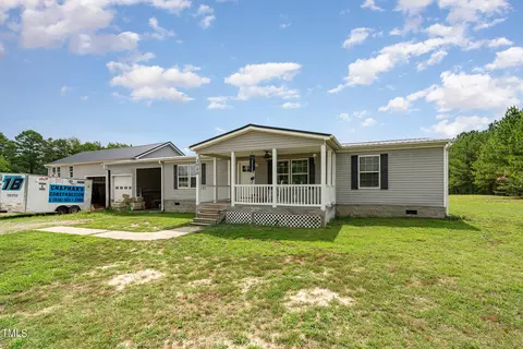 3020 Tar River Rd, Oxford, NC 27565