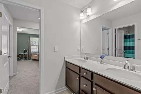 Entry Way - 1224 Huffington Oak Dr, Willow Spring, NC 27592 photo 7 of 8