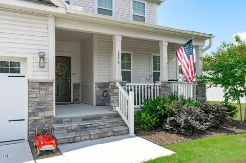 Exterior - 1224 Huffington Oak Dr, Willow Spring, NC 27592 photo 2 of 8