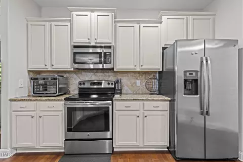 417 Bryerstone Dr, Willow Spring, NC 27592 photo 9