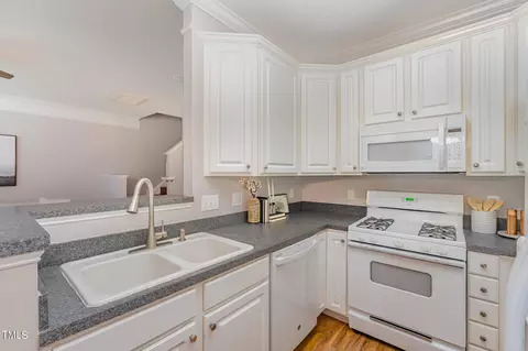 115 Windermere Dr #403, Durham, NC 27712 photo 6