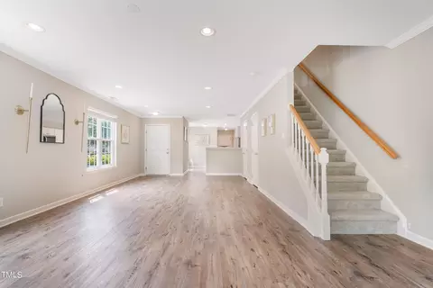 121 Student Pl, Durham, NC 27713 photo 6