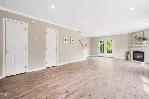 121 Student Pl, Durham, NC 27713 photo 4