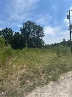 15 Farmwood Ln, Henderson, NC 27537
