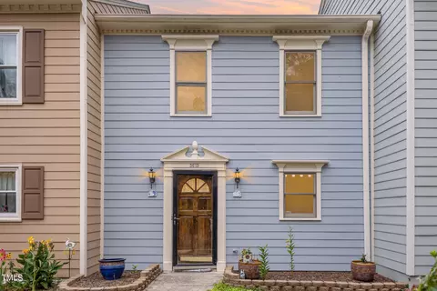 5615 Wispy Willow Ln, Raleigh, NC 27609